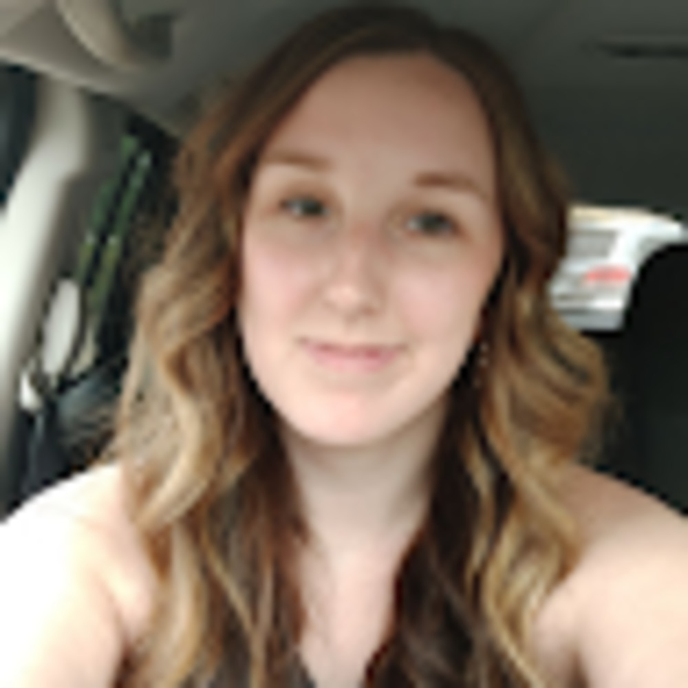 Meet your Posher, Leah